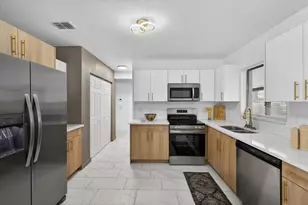 1465 Parkwood St, Clearwater, FL 33755 - Photo 11