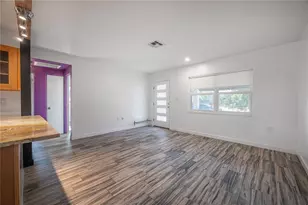 3811 44th Ave N, Saint Petersburg, FL 33714 - Photo 5