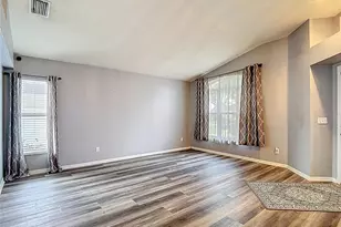 2631 Green Valley St, Valrico, FL 33596 - Photo 7