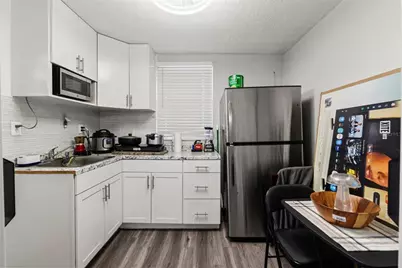 8996 Southern Comfort Drive, Largo, FL 33773 - Photo 27