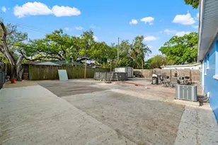 8996 Southern Comfort Dr, Largo, FL 33773 - Photo 21