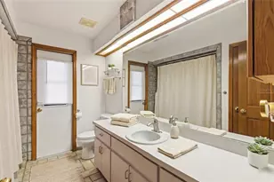 215 Santa Rosa Dr, Winter Haven, FL 33884 - Photo 11