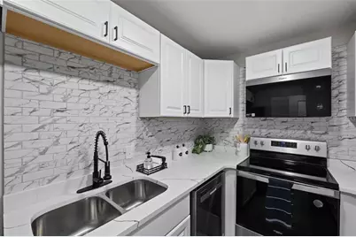 4610 W Gray Street #109, Tampa, FL 33609 - Photo 3