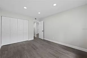 4610 W Gray St, Tampa, FL 33609 - Photo 21