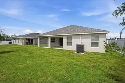 7100 Twisting Pines Loop, Zephyrhills, FL 33541 - Photo 23