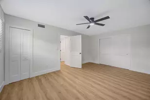 13313 Golf Crest Cir, Tampa, FL 33618 - Photo 45
