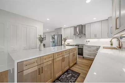 13313 Golf Crest Circle, Tampa, FL 33618 - Photo 19