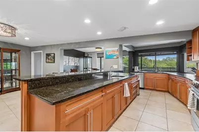 4213 Saltwater Boulevard, Tampa, FL 33615 - Photo 9