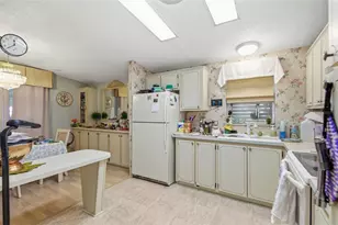 1537 Doral Cir, Lady Lake, FL 32159 - Photo 5