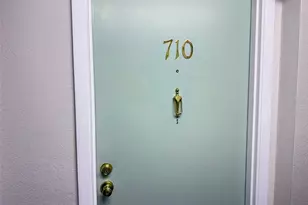 255 Dolphin Point, Clearwater Beach, FL 33767 - Photo 17