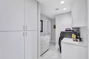 2612 Keystone Ct N, Saint Petersburg, FL 33710 - Photo 43