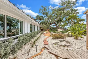 2612 Keystone Ct N, Saint Petersburg, FL 33710 - Photo 53