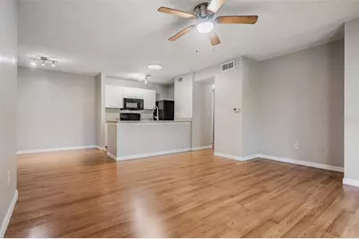 10024 Strafford Oak Court #802, Tampa, FL 33624 - Photo 7