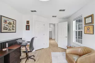 11404 Crowned Sparrow Ln, Tampa, FL 33626 - Photo 29