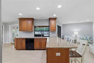 10062 121st St, Seminole, FL 33772 - Photo 15