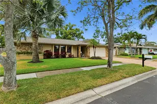 10062 121st St, Seminole, FL 33772 - Photo 35