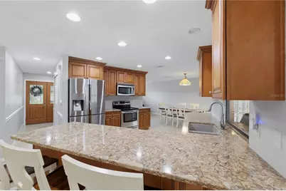 10062 121st Street, Seminole, FL 33772 - Photo 7