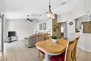 10607 Cami Ct, Riverview, FL 33578 - Photo 7