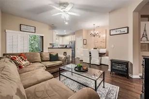 9904 Palermo Breeze Wy, Tampa, FL 33619 - Photo 11