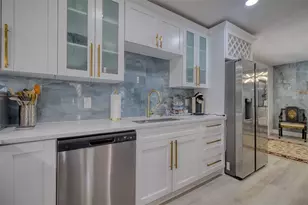 1871 Del Robles Terrace, Clearwater, FL 33764 - Photo 13