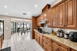 1504 Ridge Top Way, Clearwater, FL 33765 - Photo 17