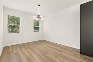 210 E Columbus Dr, Tampa, FL 33602 - Photo 15