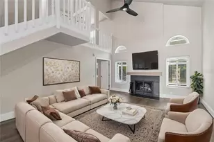 10218 Charleston Corner Rd, Tampa, FL 33635 - Photo 3