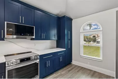 10218 Charleston Corner Road, Tampa, FL 33635 - Photo 17