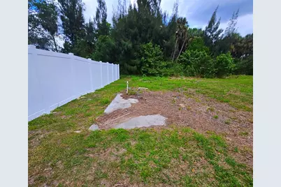 919 College Avenue W, Ruskin, FL 33570 - Photo 7