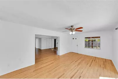 10320 Out Island Drive, Tampa, FL 33615 - Photo 15