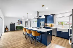 1201 87th Ave N, Saint Petersburg, FL 33702 - Photo 3