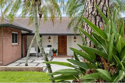 1201 87th Avenue N, Saint Petersburg, FL 33702 - Photo 1