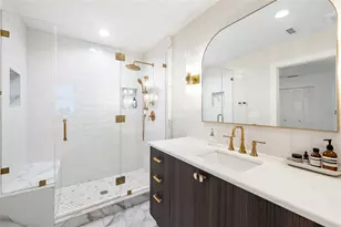 1201 87th Ave N, Saint Petersburg, FL 33702 - Photo 23