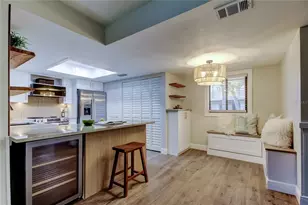 2673 Sabal Springs Cir, Clearwater, FL 33761 - Photo 23