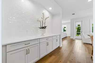 3007 W Bay Court Avenue, Tampa, FL 33611 - Photo 9
