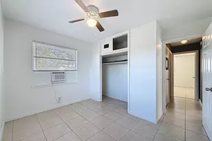 650 East Harbor Dr S, Saint Petersburg, FL 33705 - Photo 37