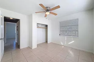 650 East Harbor Dr S, Saint Petersburg, FL 33705 - Photo 33