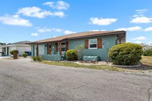 706 W Brockton Pl, Sun City Center, FL 33573 - Photo 5