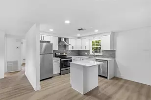 39252 Heights Ave, Zephyrhills, FL 33542 - Photo 7