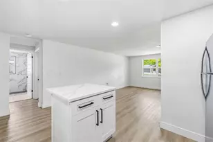 39252 Heights Ave, Zephyrhills, FL 33542 - Photo 11