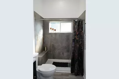 1025 7th Street #1/2, Saint Petersburg, FL 33701 - Photo 15