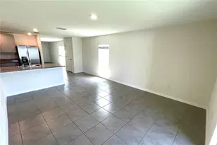 590 Sunlit Coral St, Ruskin, FL 33570 - Photo 9