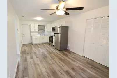 918 S Scenic Highway, Lake Wales, FL 33853 - Photo 3