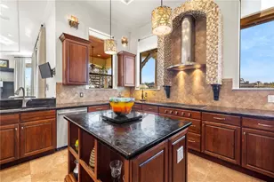 4128 Causeway Vista Dr, Tampa, FL 33615 - Photo 31