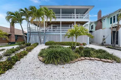 12505 Sunshine Lane, Treasure Island, FL 33706 - Photo 1