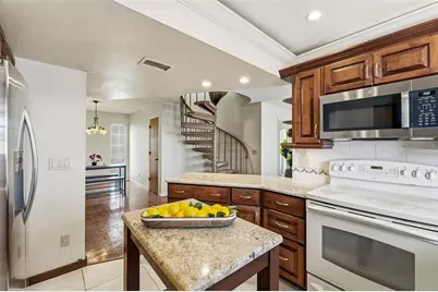 12505 Sunshine Lane, Treasure Island, FL 33706 - Photo 9