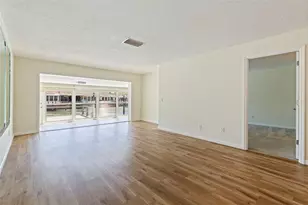 354 Boca Ciega Point Blvd, Saint Petersburg, FL 33708 - Photo 9