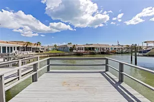 354 Boca Ciega Point Blvd, Saint Petersburg, FL 33708 - Photo 25