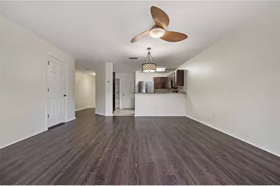 8505 Edgewater Place Boulevard, Tampa, FL 33615 - Photo 5