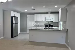 8119 San Bernardino Dr, Port Richey, FL 34668 - Photo 25